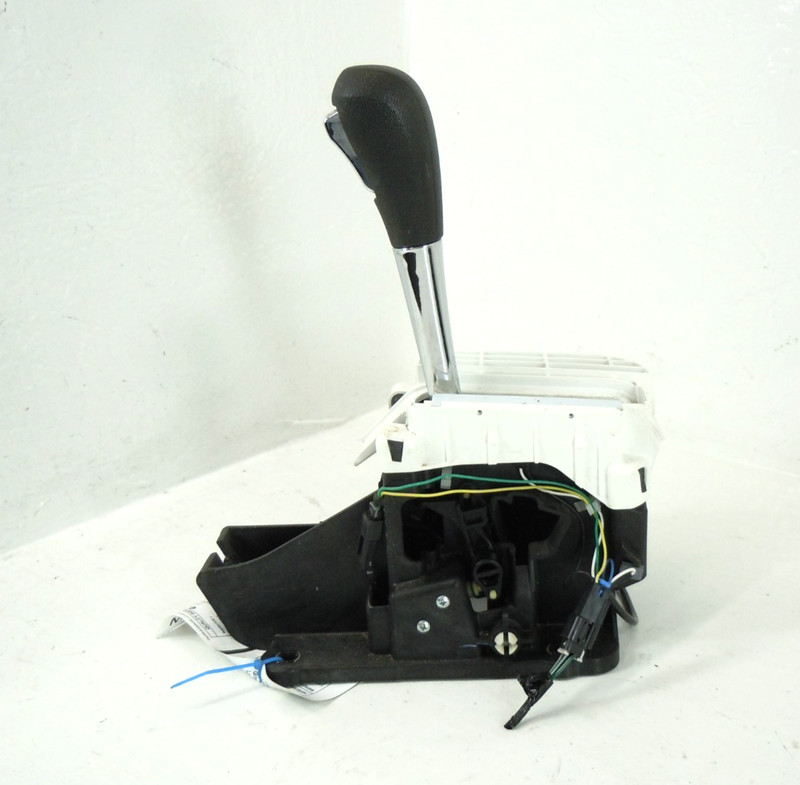 2007 07 Chevrolet HHR Automatic Transmission Floor Shifter OEM
