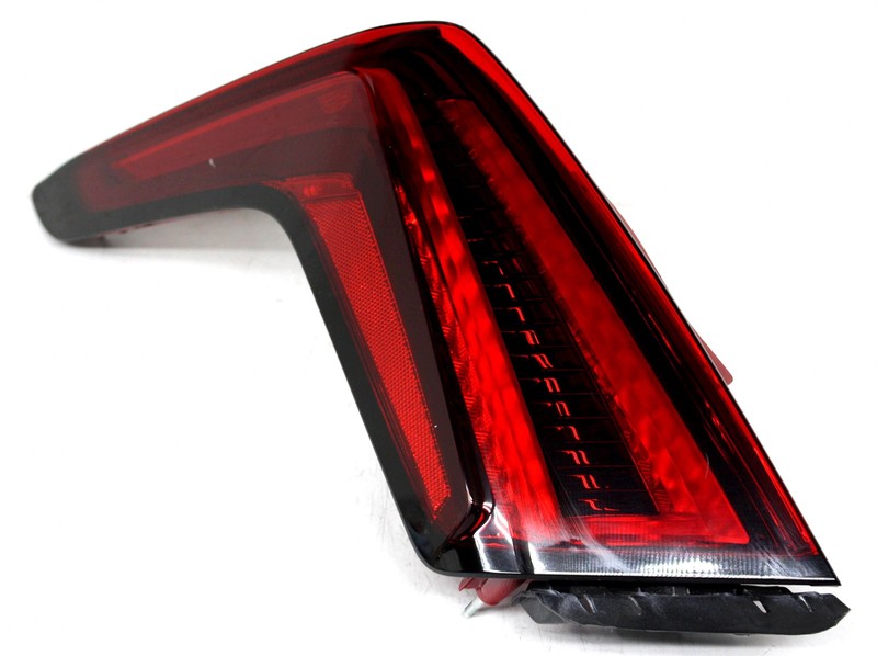 OEM Left Driver Side LED Tail Lamp For Cadillac XT5 Luxury, Premium Luxury Red