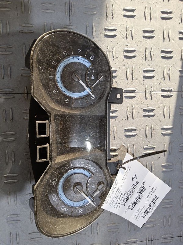 Speedometer MPH And KPH Opt Umn ID 20932076 Fits 11 LACROSSE 3560980