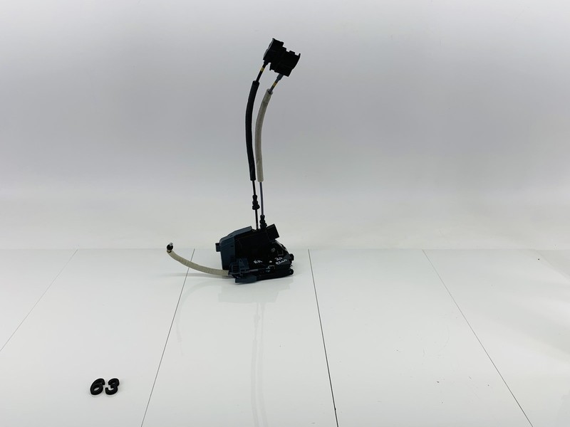 17-20 HYUNDAI ELANTRA REAR RIGHT PASSENGER SIDE DOOR LOCK LATCH ACTUATOR OEM