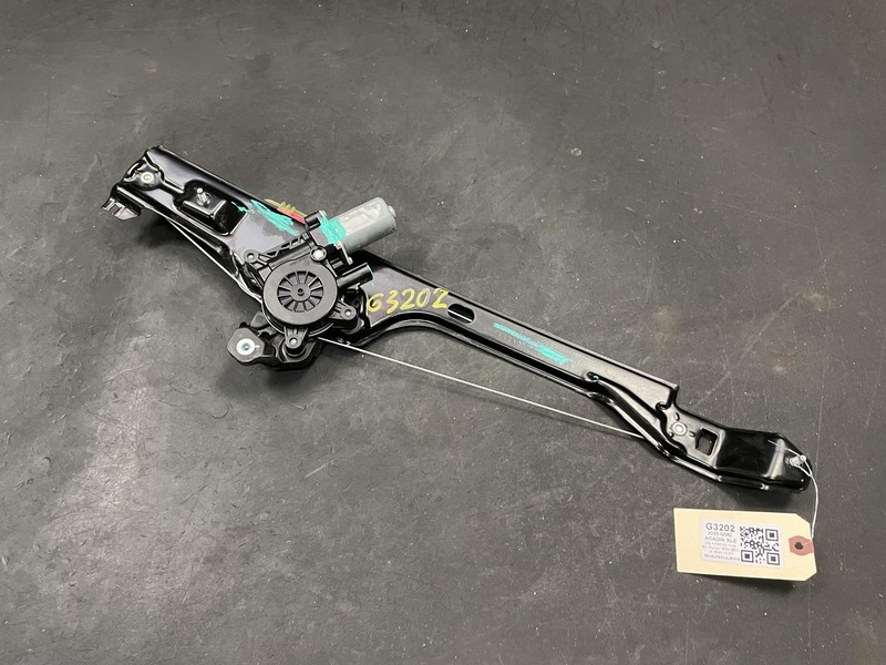 Rear Right Door Window Regulator w/ Motor 2020 GMC Acadia 84932476 2017 - 2023