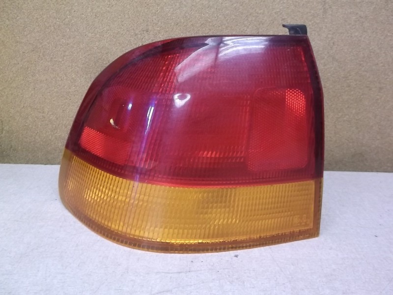 Stanley Honda LH Left Tail Light 043-1267 *FREE SHIPPING*