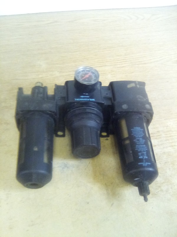 Wilkerson F18-03-SK00 Filter, Regulator & Lubricator Assembly