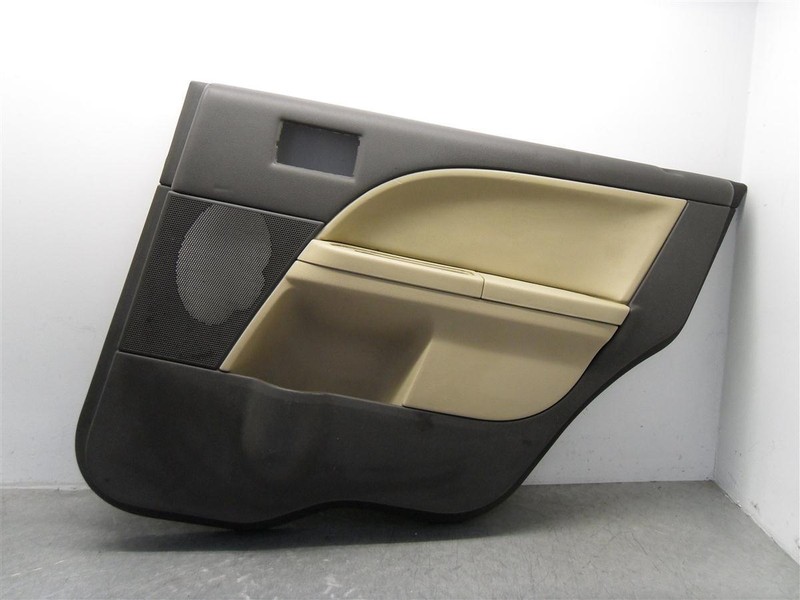 2008 FORD TAURUS X PASSENGER REAR TAN/BLACK DOOR PANEL OEM 205.FD1I08