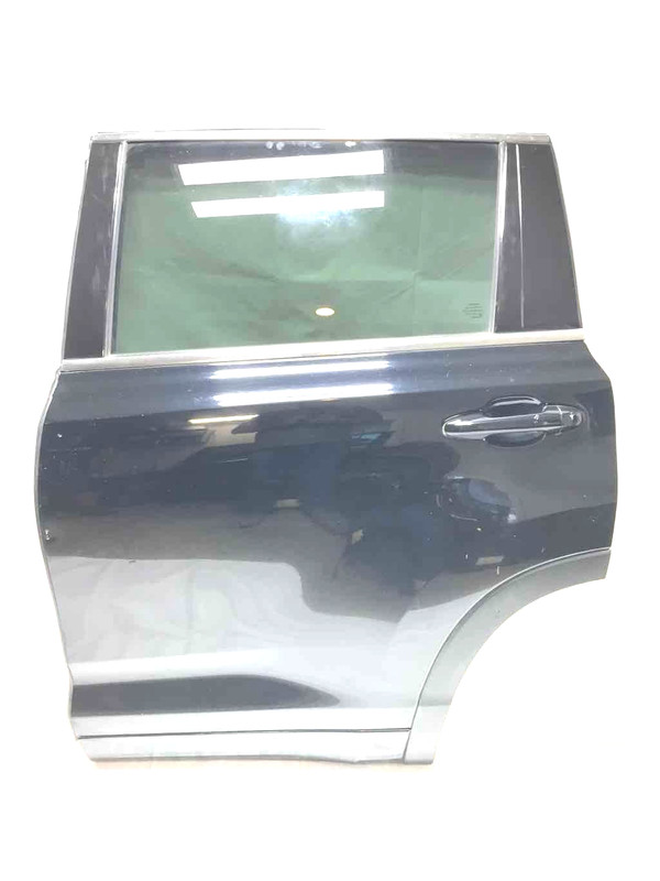 14 15 16 17 18 19 Highlander LH Driver Side Rear Door Black 218 Lite Scratches