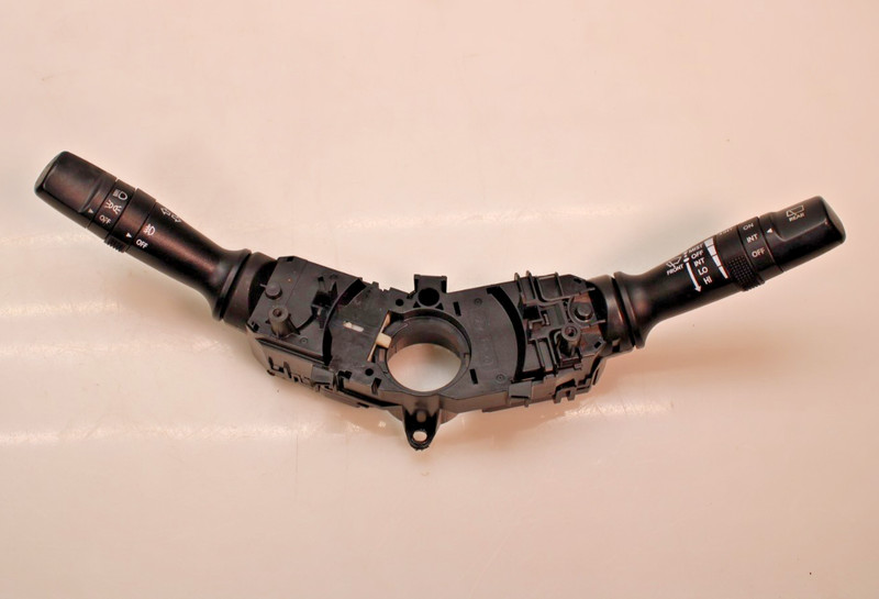2012-2017 HYUNDAI VELOSTER MULTIFUNCTION CONTROL TURN SIGNAL SWITCH OEM