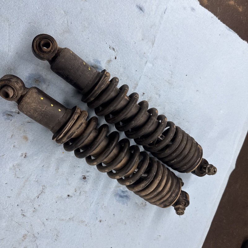 YAMAHAGOLF CART G22 Golf Cart Rear Shock Absorbers Good
