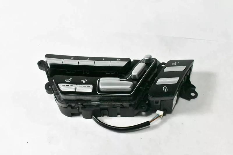 07-14 Mercedes W221 S550 CL63 AMGFront Right Seat Control Switch 2218709358 OEM