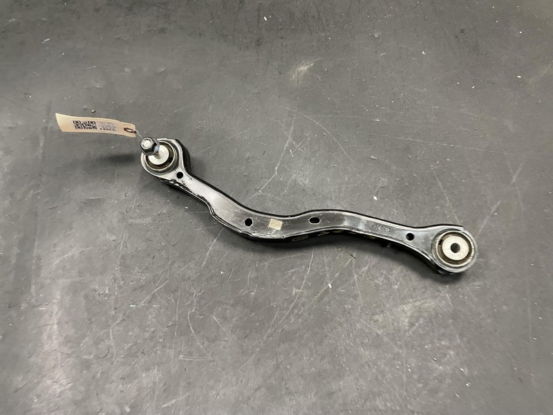 Rear Right Trailing Upper Control Arm 2020 GMC Acadia 84199654 2017 2018 - 2023