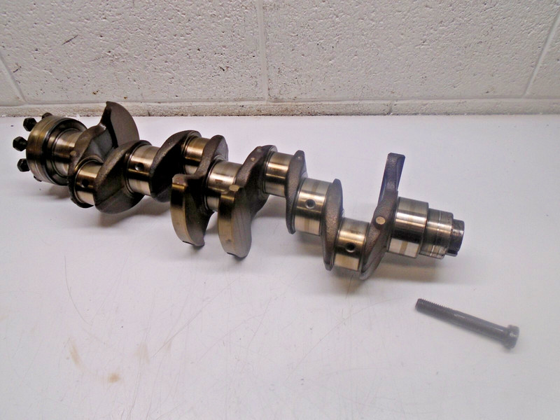 W4Volvo Penta AQ 125 Crankshaft 4 cylinder
