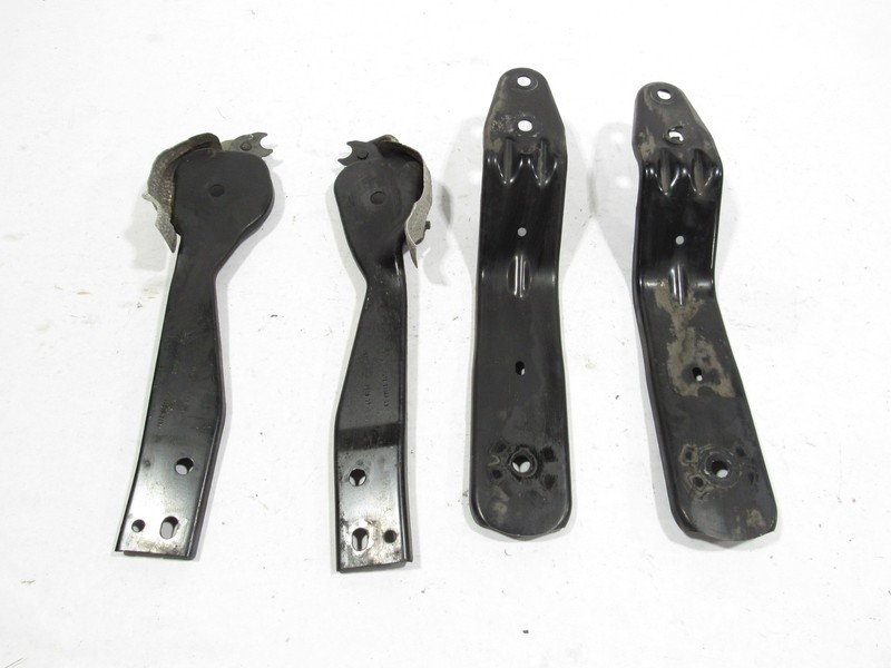 15-19 Land Rover Discovery Sport 2018 Rear Subframe Bracket Mount Support Set |