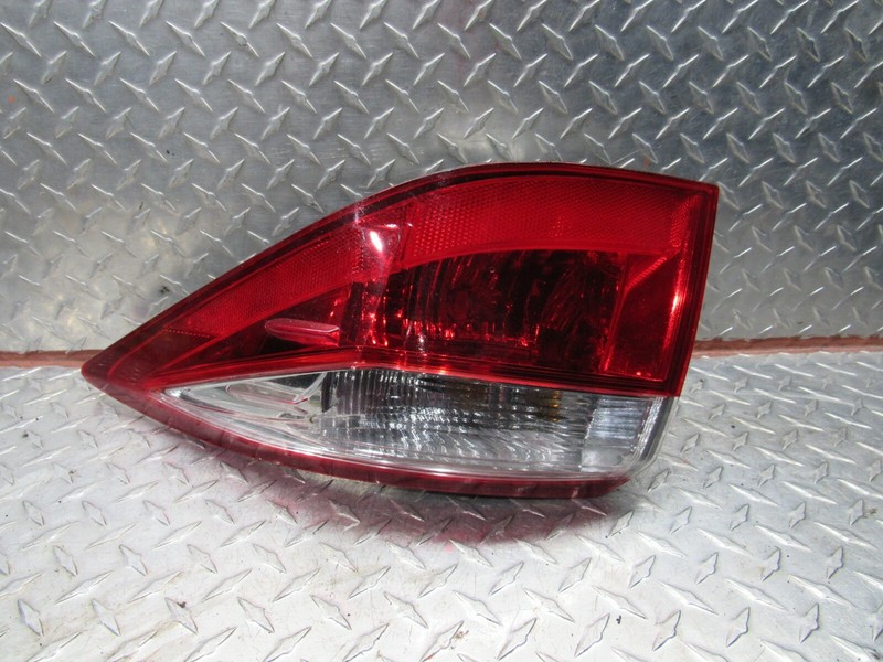14-16 TOYOTA COROLLARIGHT PASSENGER QUARTER MOUNTED TAIL LIGHT LAMP ASSEMBLY