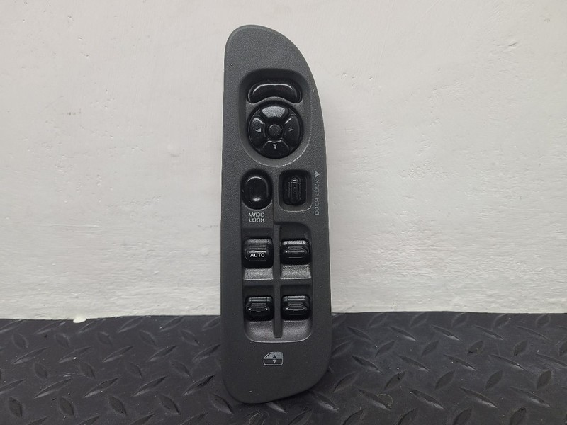 02-08 Dodge Ram 1500 4 Door Driver's Master Window Switch OEM 68171680AB