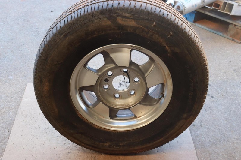 2000-2003 CHEVY TAHOE WHEEL TIRE RIM PATHFINDER HT 245/75 R16 16 X7 5 SPOKE OEM