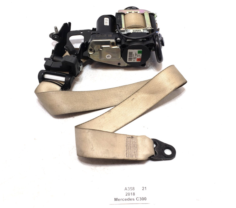 ✅ 17-18 OEM Mercedes C300 A205 W205 Front Right Passenger Seat Belt Retractor