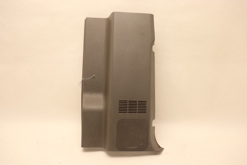 2018-2023 PETERBILT 579 PACCAR LEFT DRIVER SIDE LOWER B PILLAR TRIM COVER OEM
