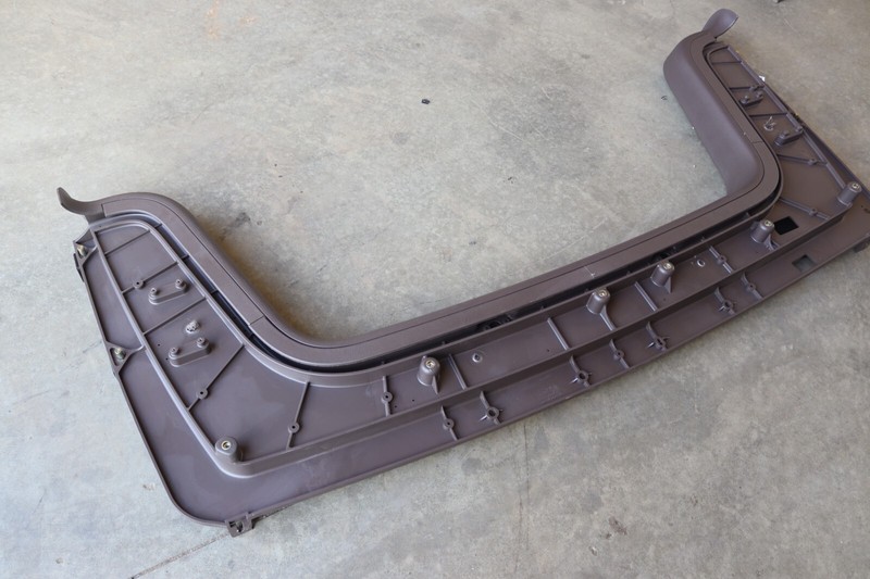 2013 VOLVO VNL FRONT UPPER STORAGE COVER TRIM PANEL 20506053 OEM