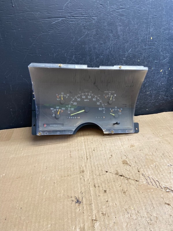 1992-1994 Chevrolet GMC Sierra Silverado Cluster Gauge Speedometer ECM AE2029 DG