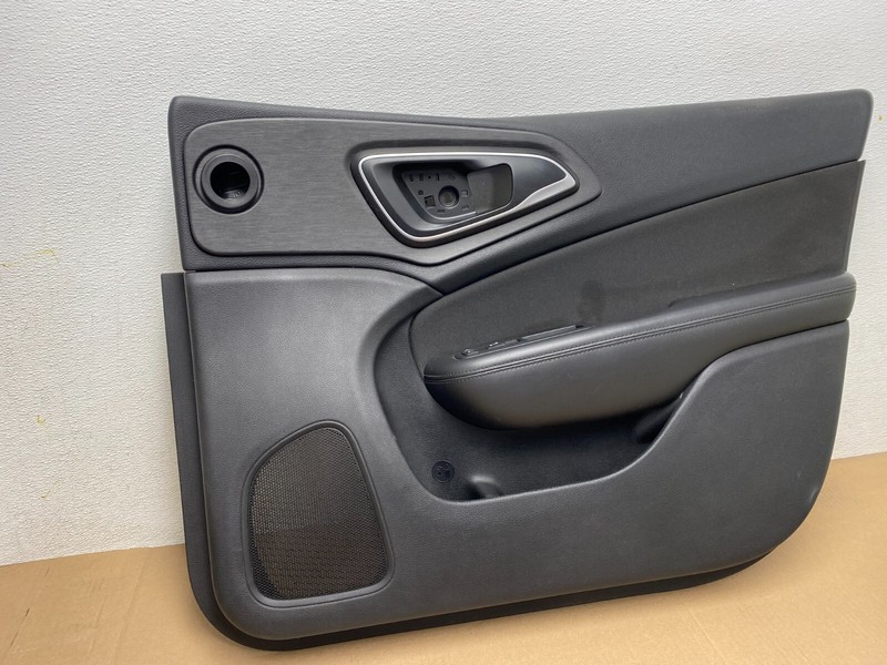 2015 to 2017 Chrysler 200 Front Right Passenger Side Door Panel OEM E9099 DG1