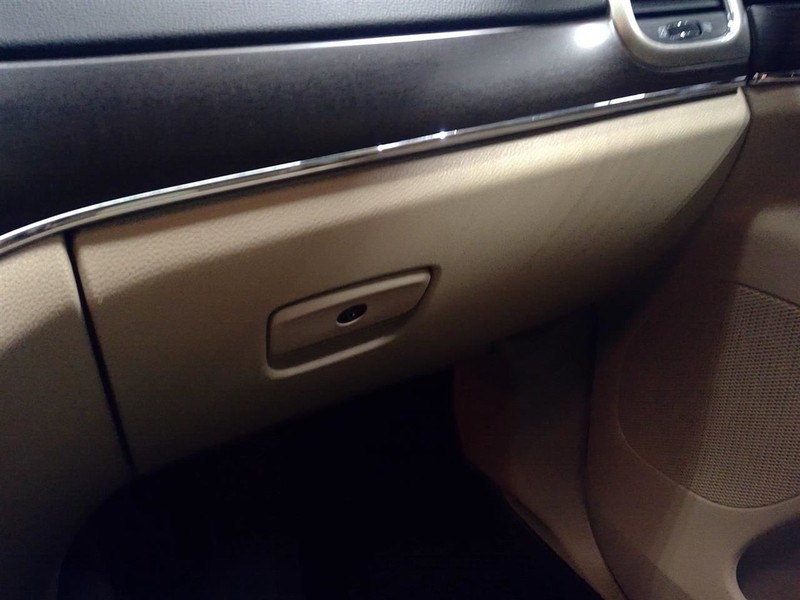 GRAND CHEROKEE 2011-2017 Glove Box 1723769