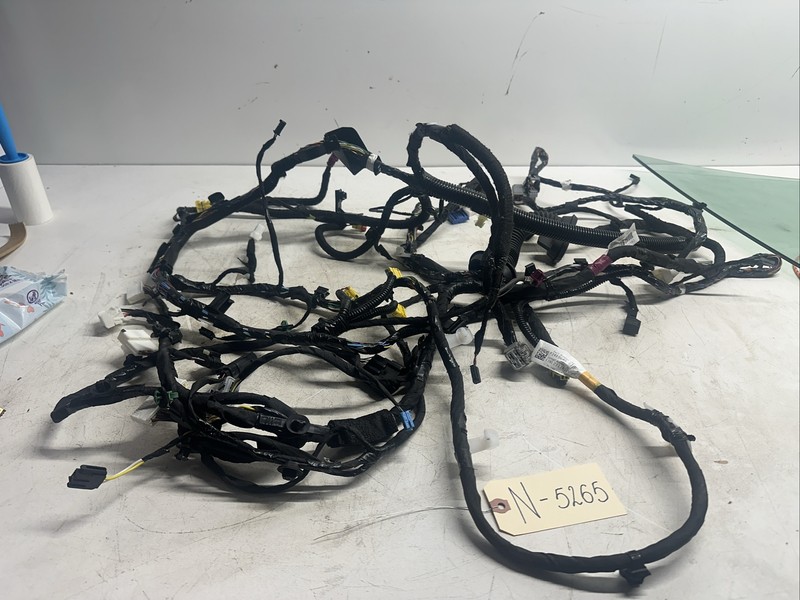 Tesla Model Y Instrument Panel Sincere Wiring Harness 23 OEM 2489040-02 5265 M3
