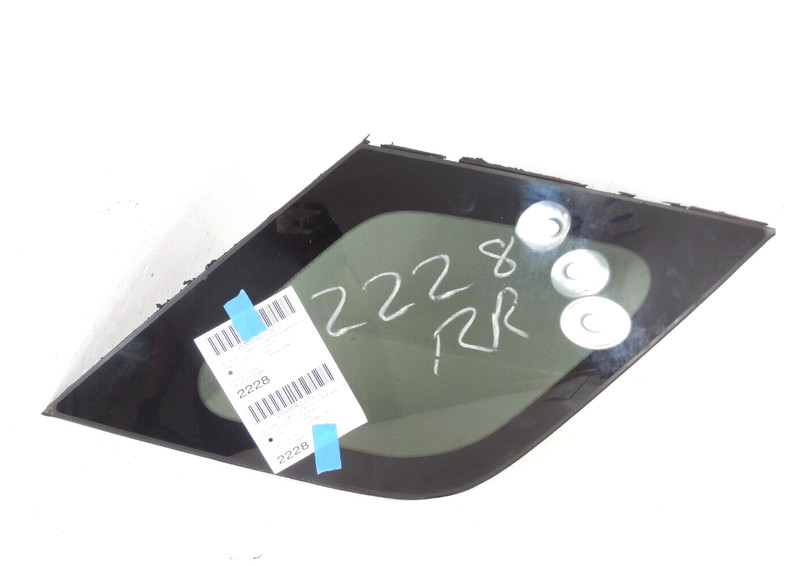 15-19 Land Rover Discovery Sport Rear Quarter Window Glass Passenger Right OEM