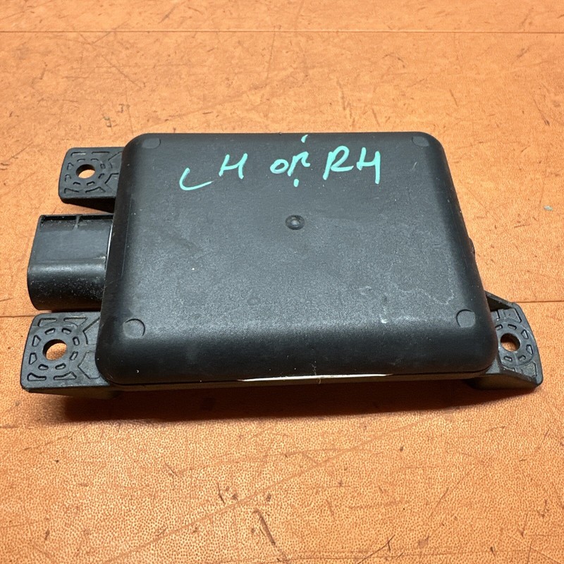 5Q0907685B | 16 - 19 Volkswagen Jetta OE Blind Spot Radar Module Master LH or RH