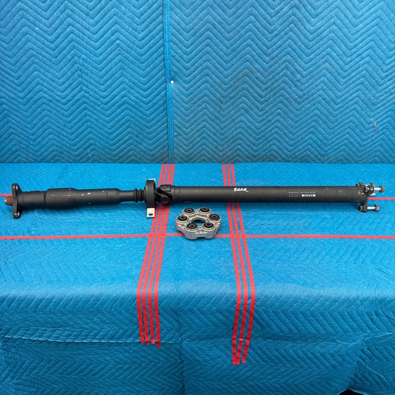 2012–2016 BMW 328i xDrive F30 Rear Driveshaft OEM 760018504