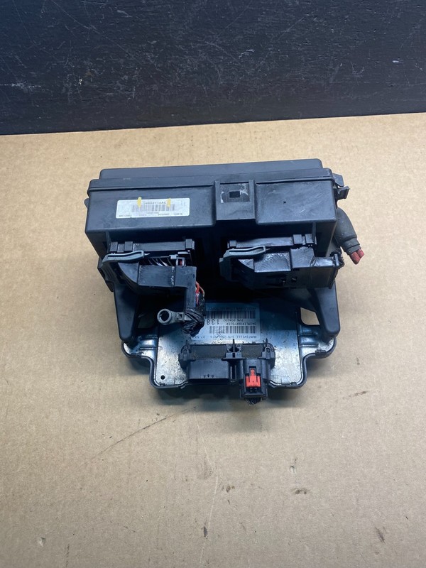 2007 Jeep Grand Cherokee Fuse Box Relay Panel Body Control Module BCM ac7037 DG