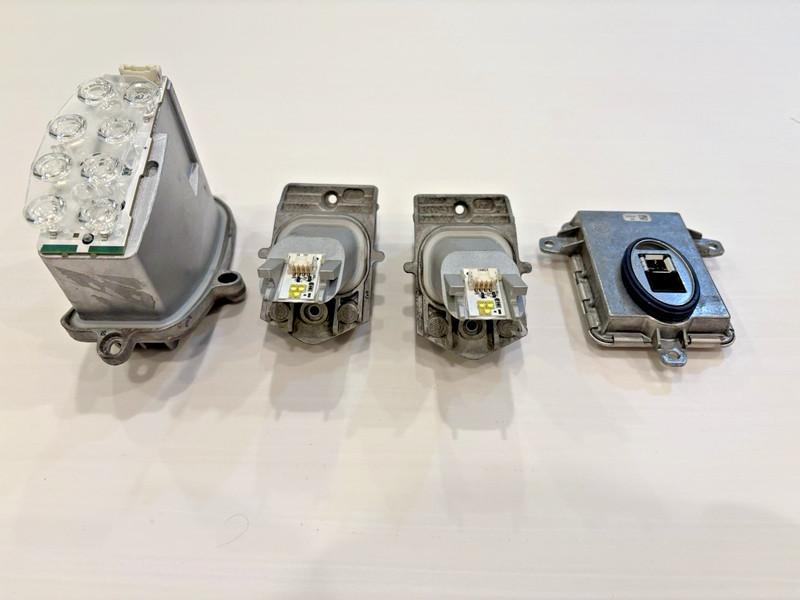 For 13-15 BMW 7 Series Right Xenon Ballast Module LED DRL Angel Eye F02 Set OEM