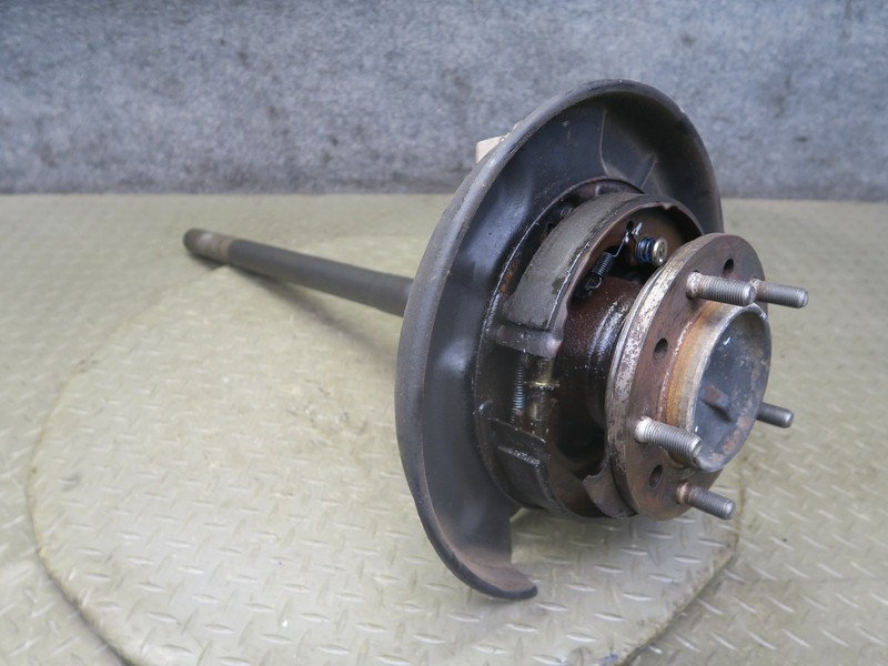 2003-2007 LEXUS J100 LX470 REAR RIGHT PASS SIDE SPINDLE KNUCKLE WHEEL HUB