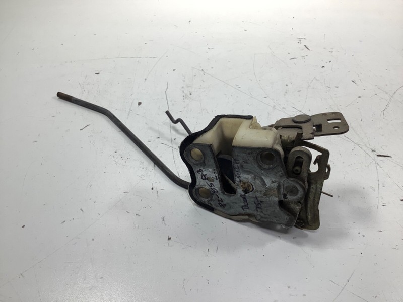 82-85 Honda Accord 3D Left Driver Side Door Latch Assembly 75450-SA5-672 OEM