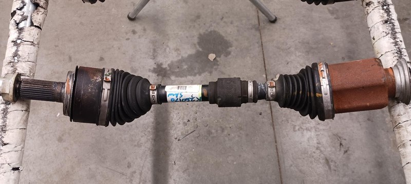 23-'25 HONDA HR-V Right front passenger Axle Shaft 68k miles OEM 1 Year Wnty!