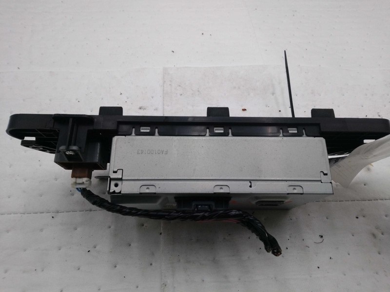 2016 Honda CR-V Infotainment Display Red OEM 39710T0AA61 113K Miles