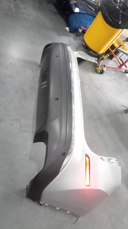 2020 Nissan Murano Silver Rear Bumper Assembly OEM 850225AA0H 850325AA0A