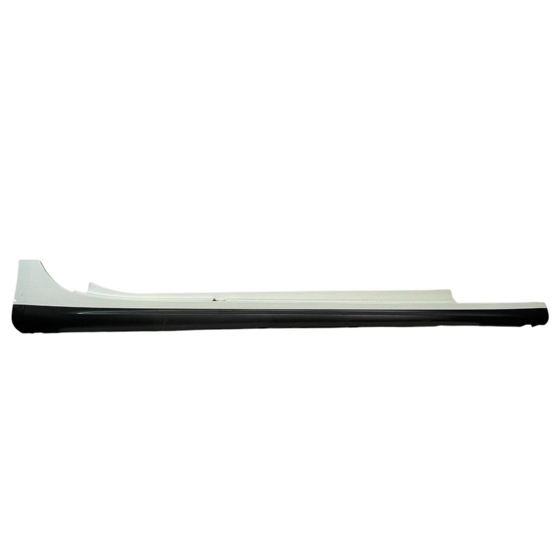 2014-17 Maserati Ghibli M157 Right side rocker molding panel OEM 670010791