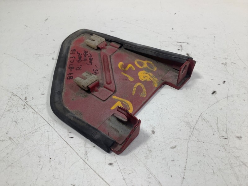 84-87 Honda Civic 3D Hatchback Right Tailgate Hinge Cover 85253-SB3-900ZZ OEM