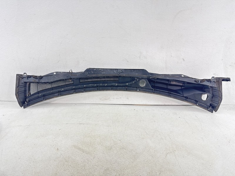 2019-25 NISSAN ALTIMA FRONT WINDSHIELD WIPER COWL GRILLE COVER PANEL TRIM OEM