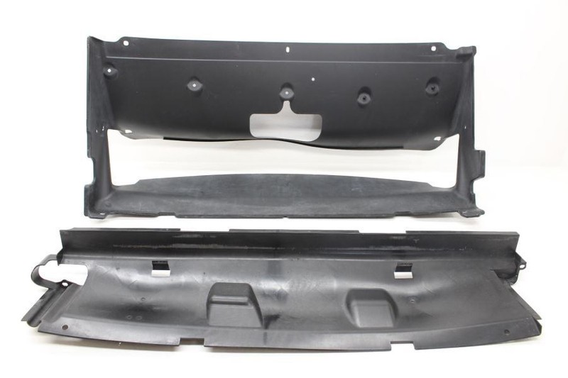 10-16 PANAMERA Turbo AWD Radiator Air Duct