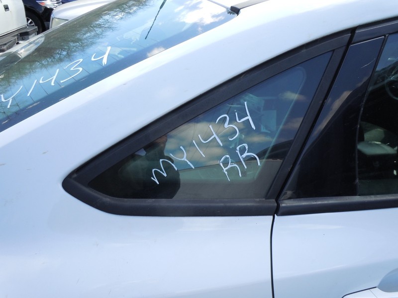 2012-2018 Ford Focus Sdn Rear Quarter Window Glass Pass Right OEM Black Molding