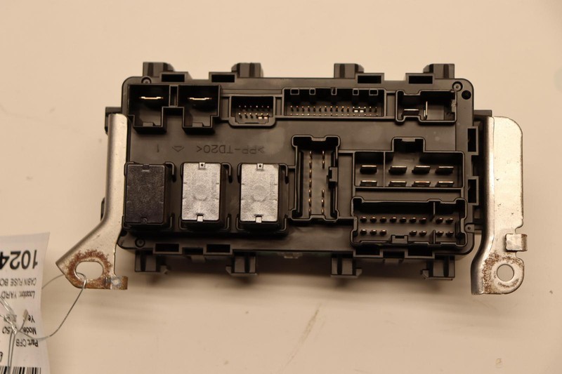 2019-2020 INFINITI QX50 CABIN FUSE BOX RELAY JUNCTION DISTRIBUTION OEM
