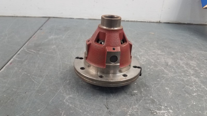 Lamborghini GallardoOEM Front Differential Carrier #7611 B5