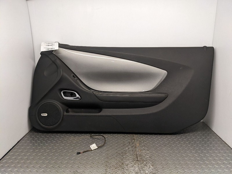 12-15 CAMARO FRONT PASSENGER RH INTERIOR DOOR TRIM PANEL GRAY 1AS ID 15291180260