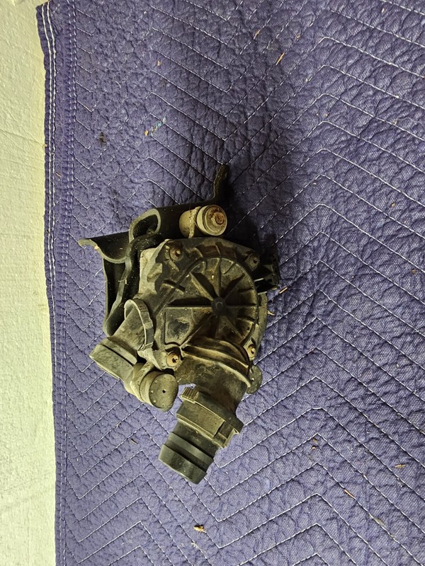 Water Pump From 2007 Chevrolet Cobalt2.2