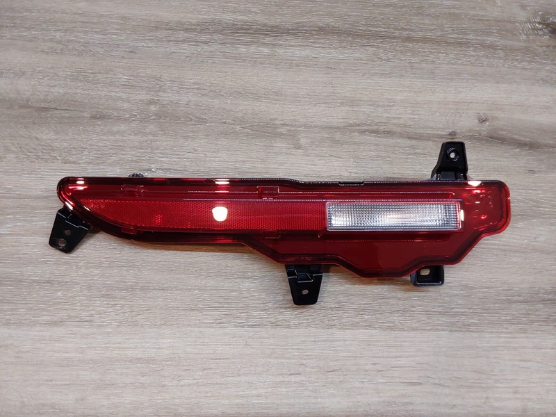 2023-24 HYUNDAI PALISADE REAR RIGHT RH SIDE LOWER REFLECTOR LAMP OEM 92406-S8500