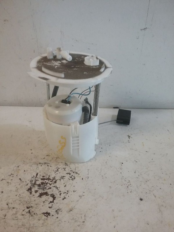 Fuel Pump Assembly 2.5L Fits 10-12 FUSION 3531075