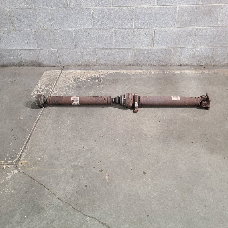11-14 Mustang GT Driveshaft Automatic Transmission A/T Drive Shaft Aa7485