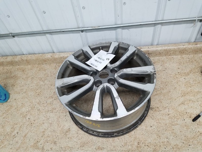Wheel 18x7-1/2 Alloy 5-V Spoke Fits 13-16 PATHFINDER 308805