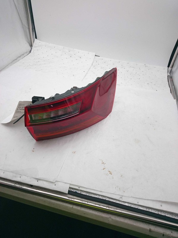 Used Right Tail Light Assembly fits: 2019 Volkswagen Jetta quarter panel mounted