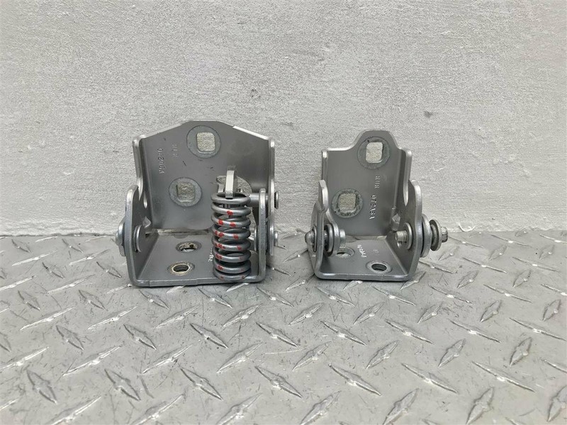 2007 CHEVROLET SILVERADO 1500 PASSENGER REAR DOOR HINGES PAIR OEM